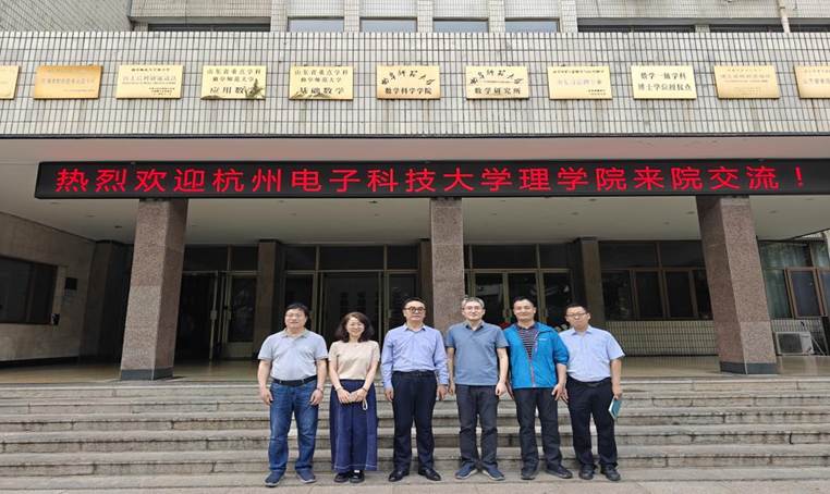 81469f18af36f326530c42cdce3f0bf